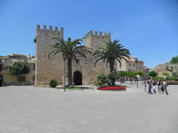 Alcudia Castle walls